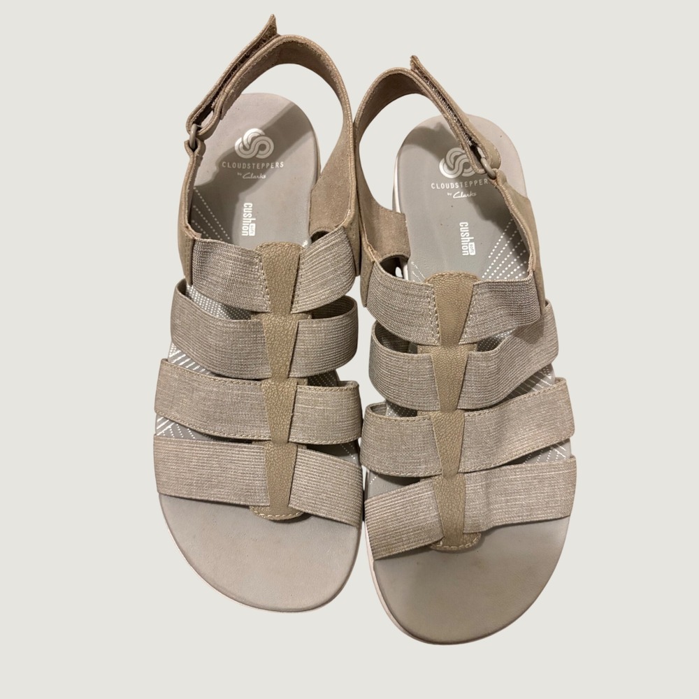 Clarks US 9M Cloudsteppers Arla Shaylie Sand Beige Strappy Wedge Sandals Women